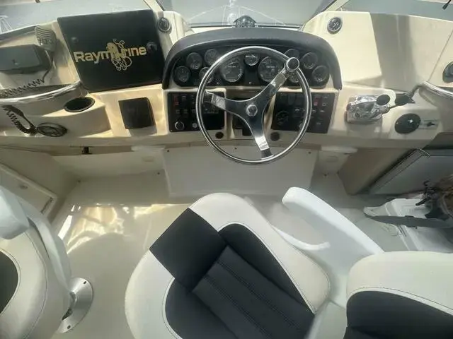 Carver Cockpit Motor Yacht