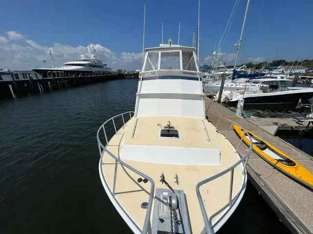 Duffy 38 Flybridge Cruiser