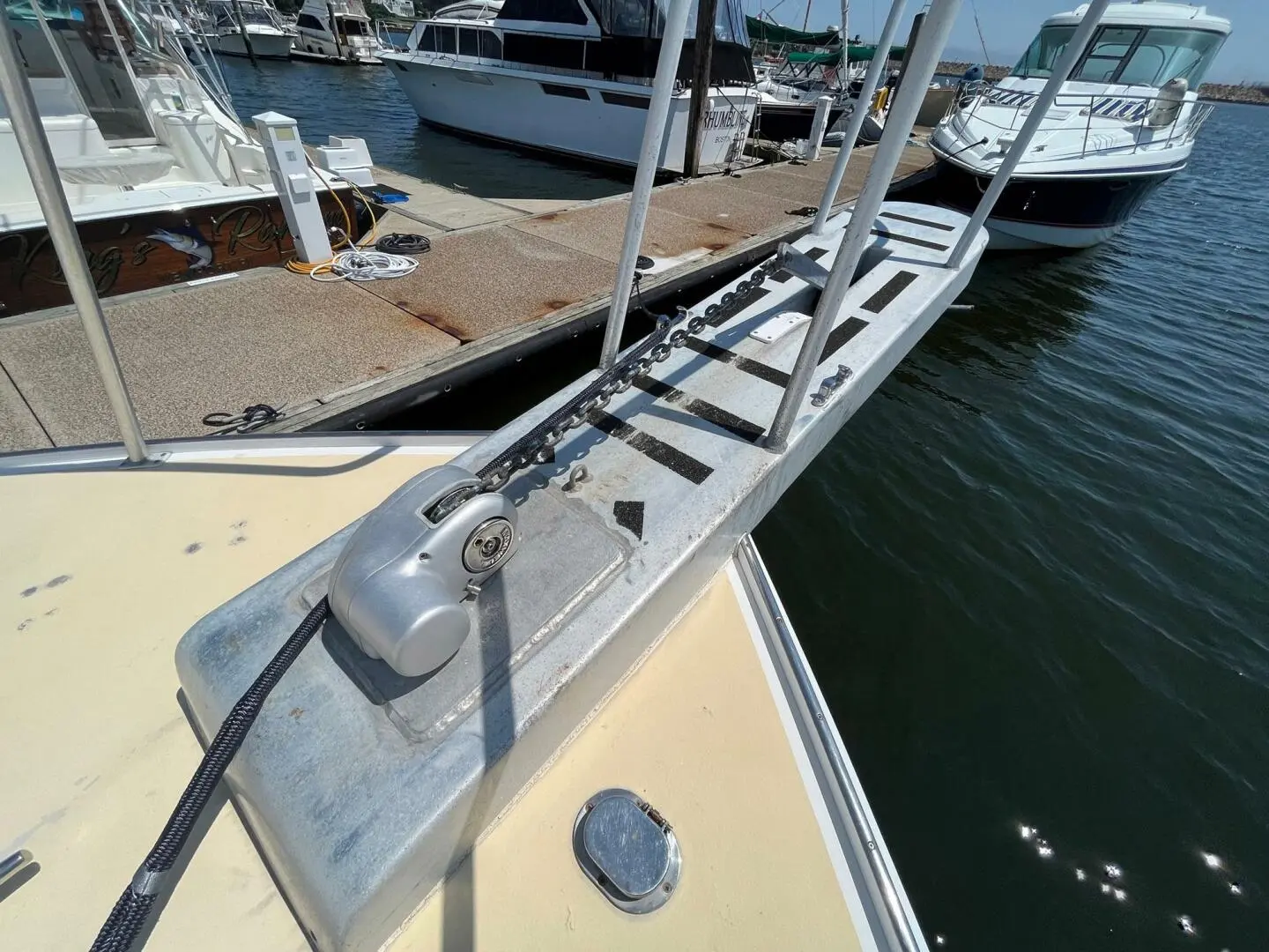 1995 Duffy 38 flybridge cruiser