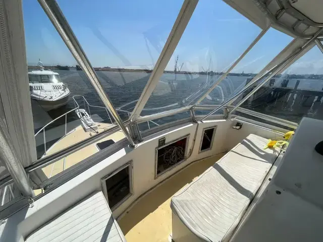 Duffy 38 Flybridge Cruiser