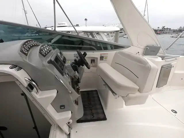 Bayliner 335