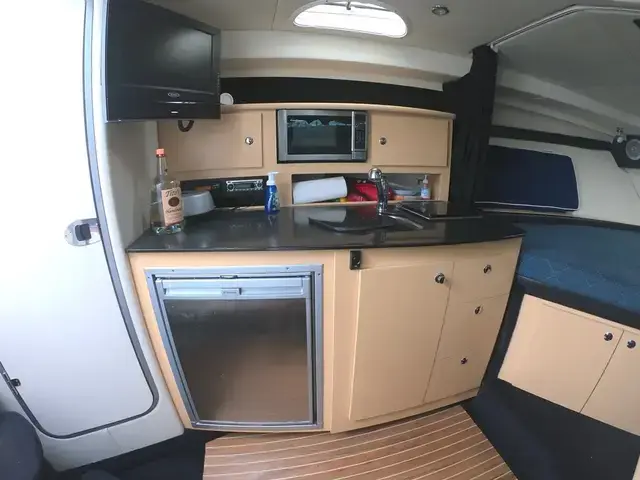 Bayliner 335