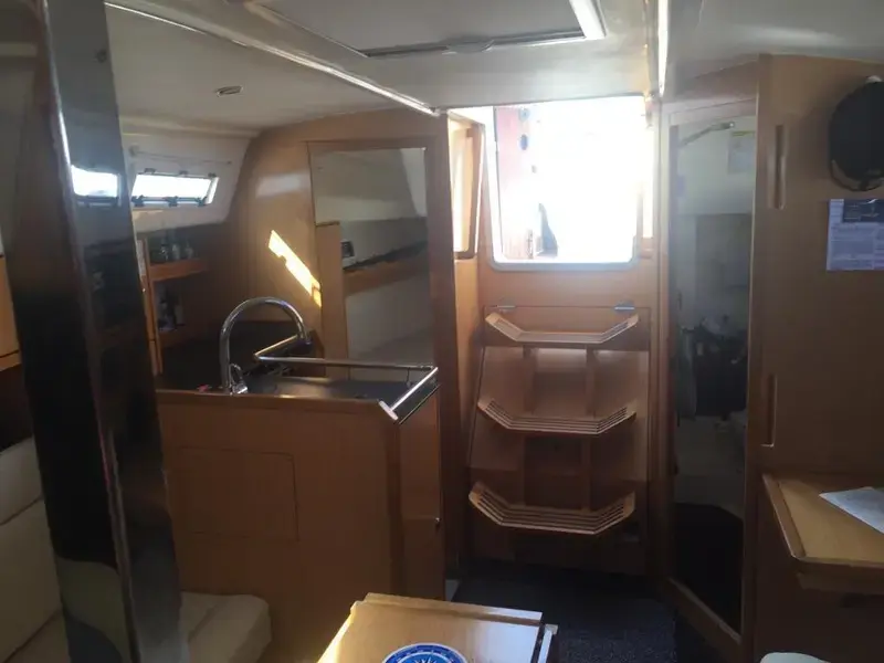 2011 Bavaria 32 cruiser