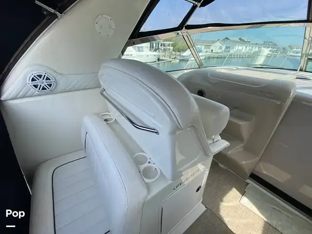 Sea Ray 370 Express Cruiser