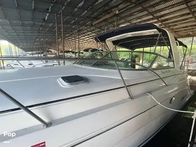 Rinker 320 Fiesta Vee