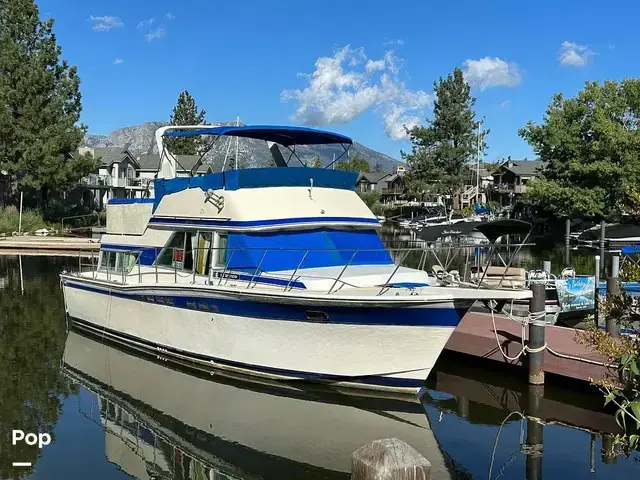 Chris Craft Corinthian 380