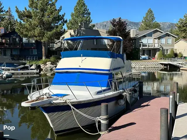 Chris Craft Corinthian 380