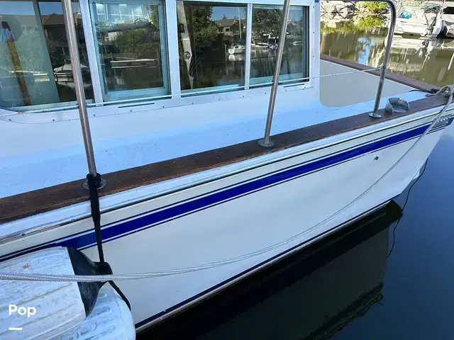 Chris Craft Corinthian 380