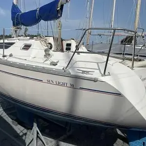 1988 Jeanneau Sun Light 30