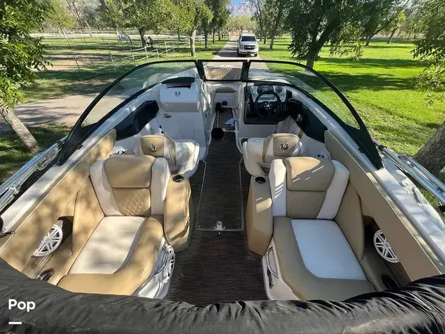 Scarab 255 Platinum Se