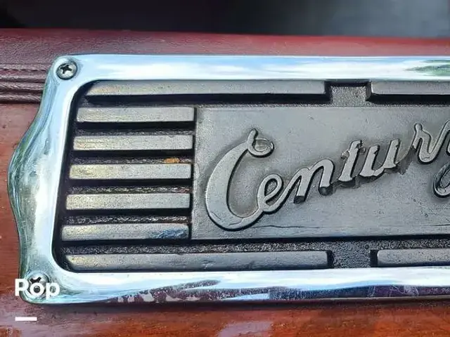 Century Resorter 16