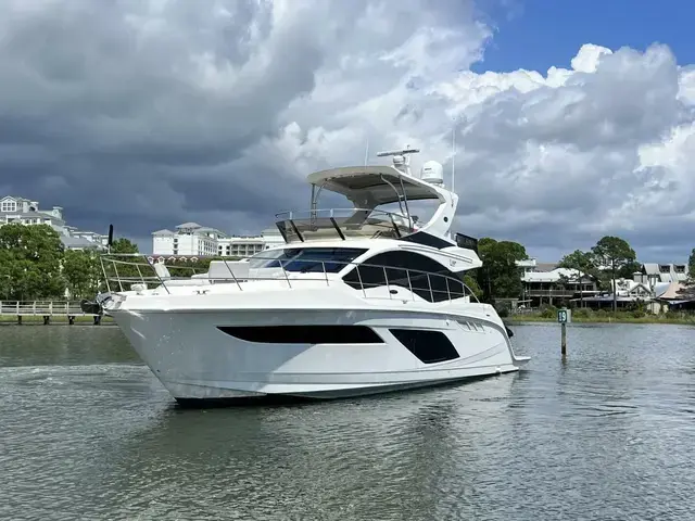 Sea Ray L550 Fly