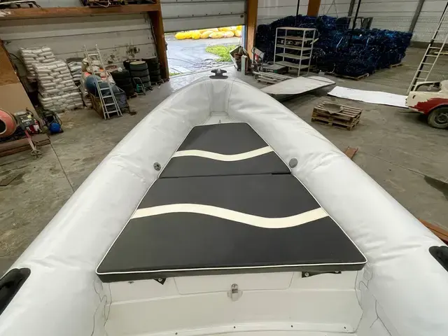 Hydrosport RIB 828Vfi