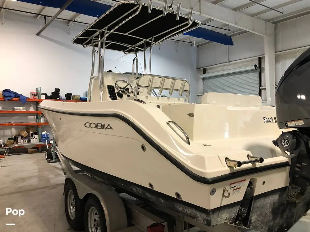 2022 Cobia Boats 237 cc