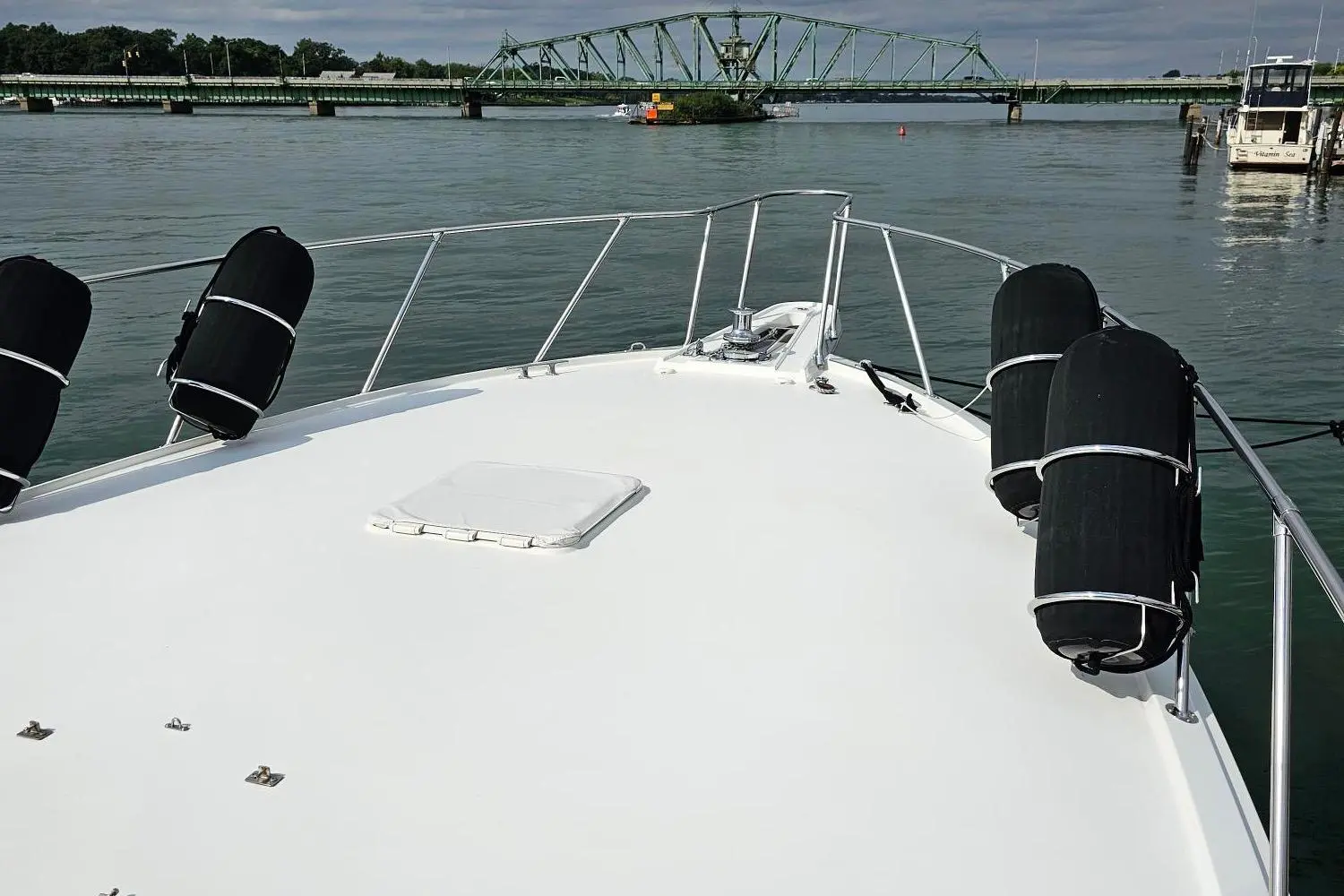 1994 Hatteras freshwater convertible