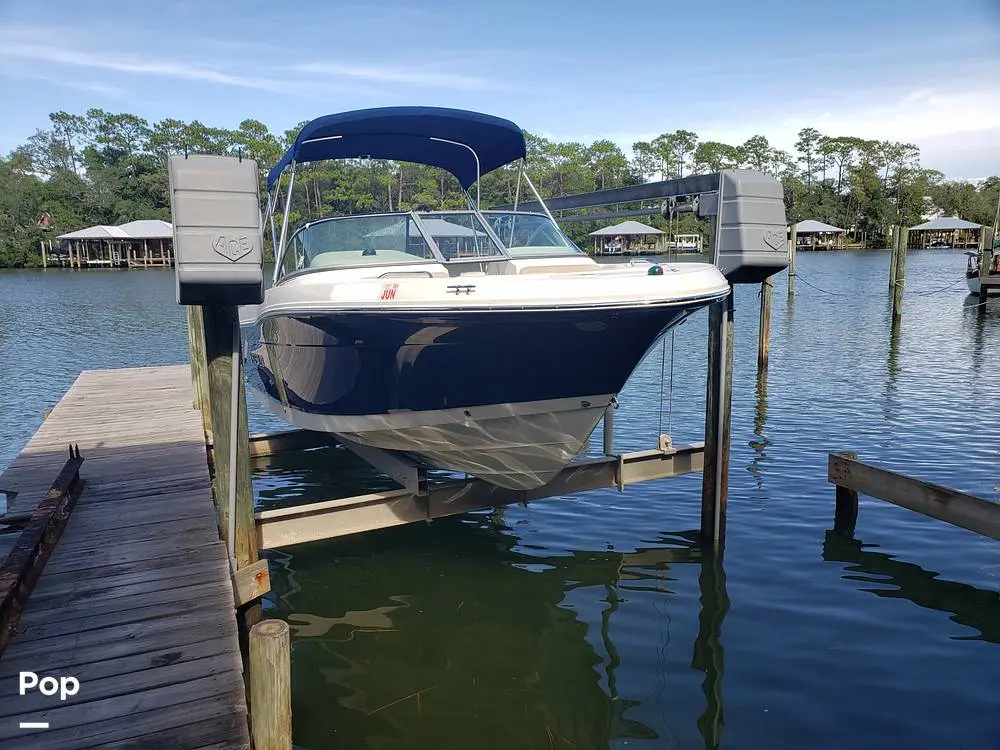 2013 Robalo r207