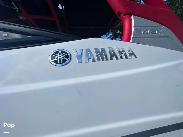 Yamaha 242 Xe