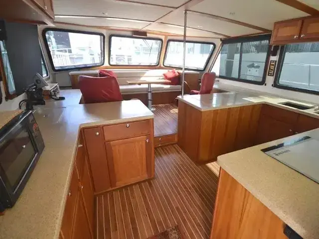 Maine Cat Power Catamaran Flybridge