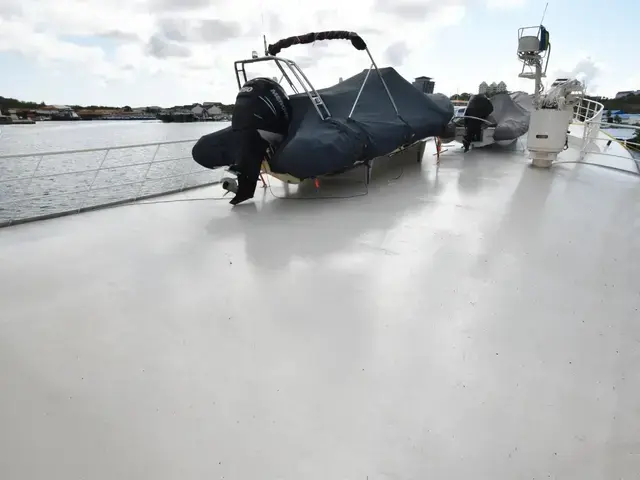 Custom Kotter Beam Trawler