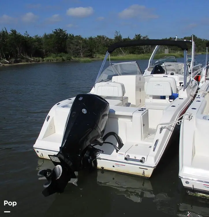 2023 Cobia Boats 220 dc