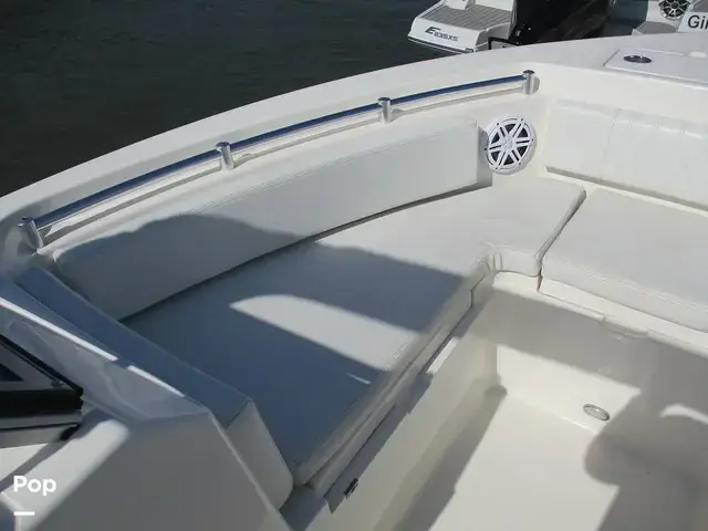 Cobia 220 Dc