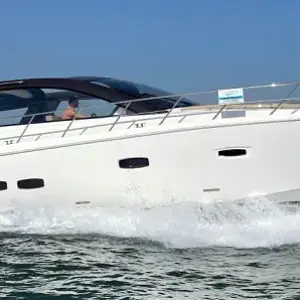 2010 Sealine SC47