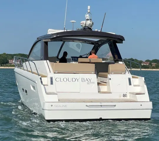 2010 Sealine sc 47