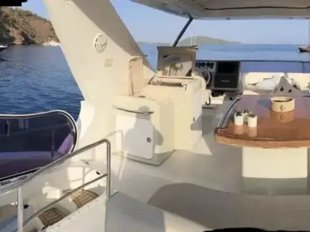 Azimut 64 Flybridge