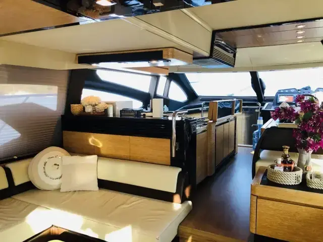 Azimut 64 Flybridge