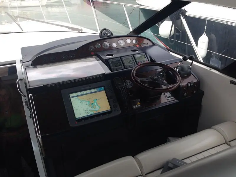 2005 Princess v50