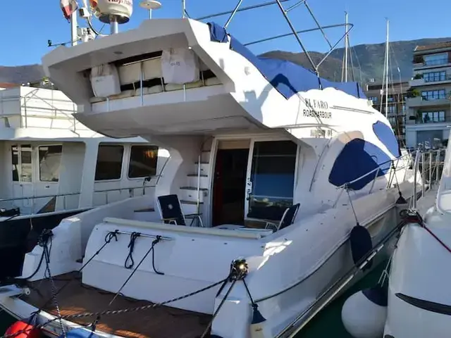 Sonstige Majesty 44 Fly