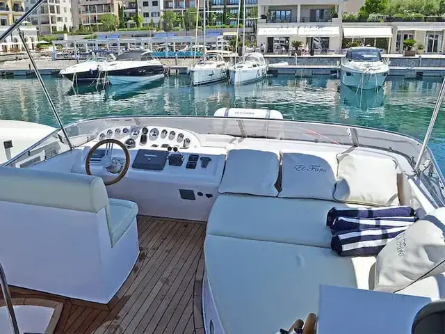 Sonstige Majesty 44 Fly