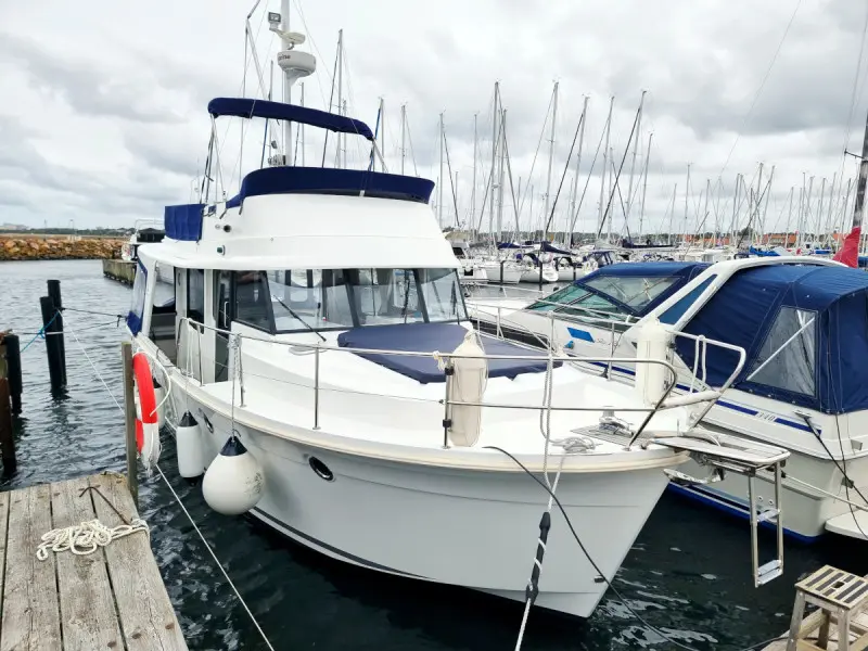 2015 Beneteau swift trawler 34 fly