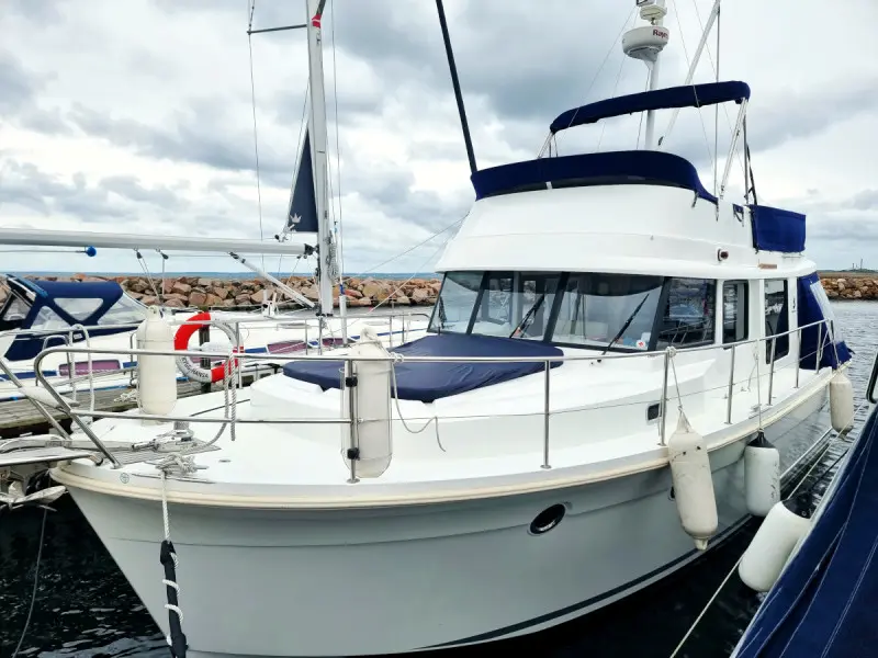 2015 Beneteau swift trawler 34 fly