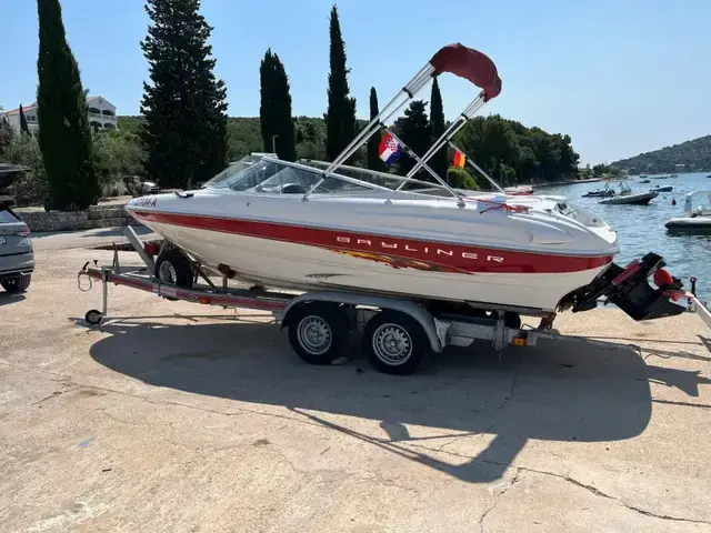 Bayliner 1850 Capri