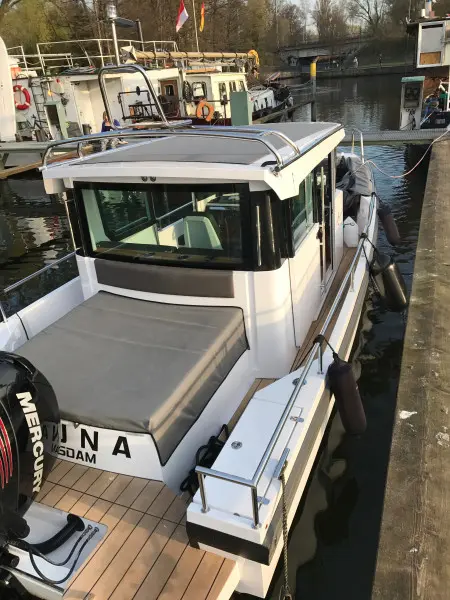 2015 Axopar 28 cabin