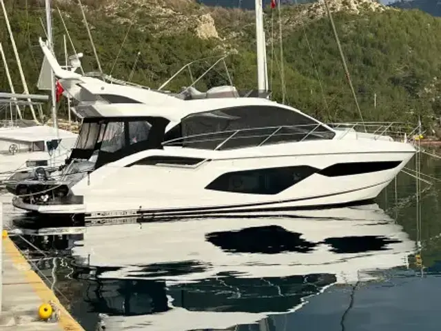 Sunseeker Manhattan 52