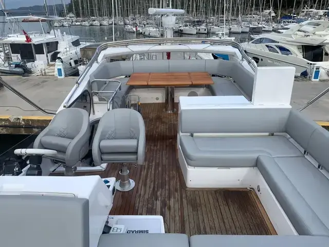 Sunseeker Manhattan 52