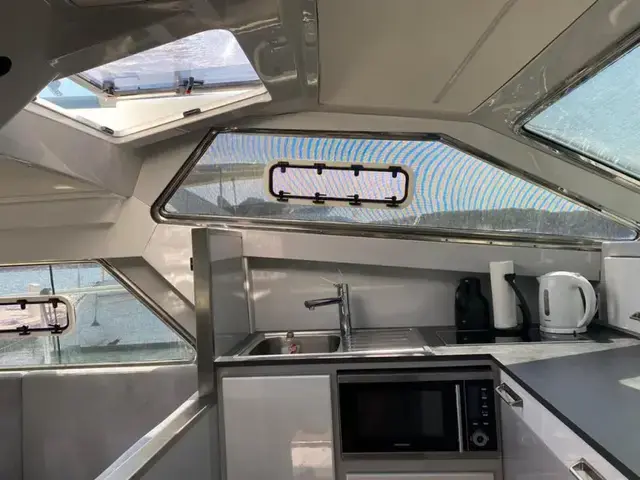 Ferretti Yachts 440 S