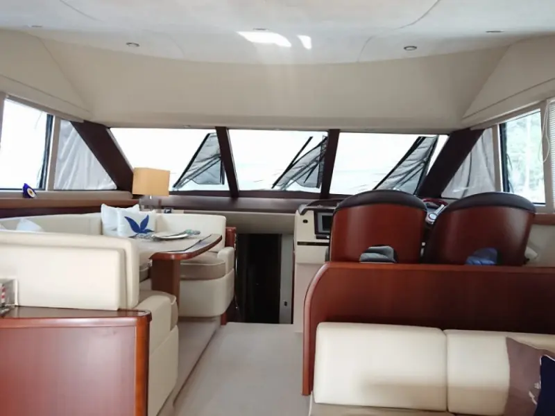 2010 Princess 54