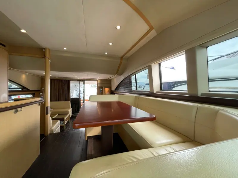 2009 Princess 62