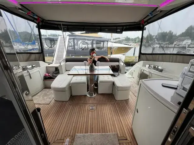 Azimut 43