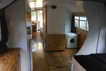 Houseboat On London Mooring Widebeam Bounty 37 Refurbished River Cruiser 37 x 12 Bounty 37