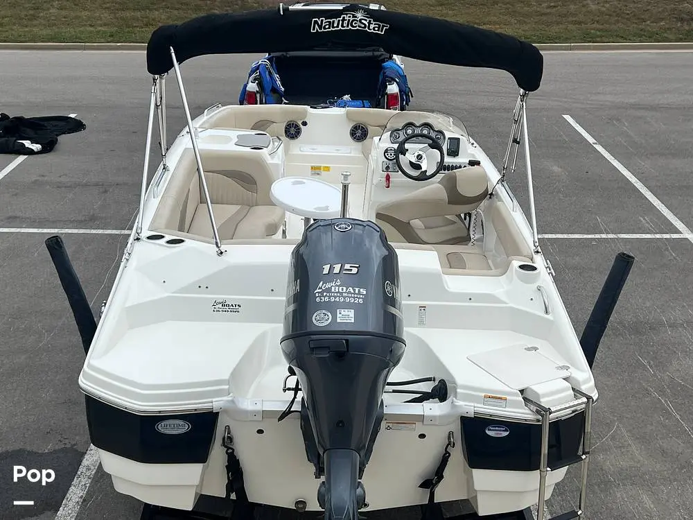 2014 Nauticstar 203 sc