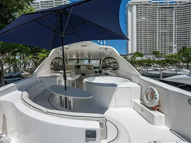 Lazzara Yachts 80 Skylounge M.Y.