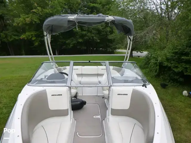 Sea Doo Challenger 180