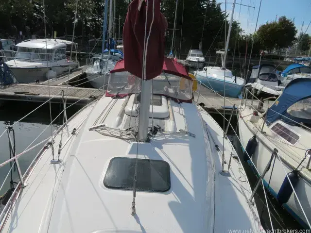 Beneteau Oceanis 281