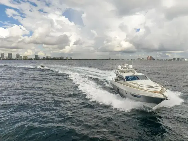 Azimut 62