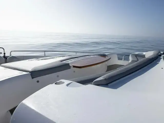 Sunseeker Yacht 88