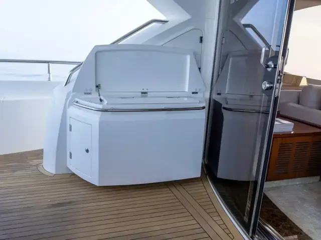 Sunseeker Yacht 88